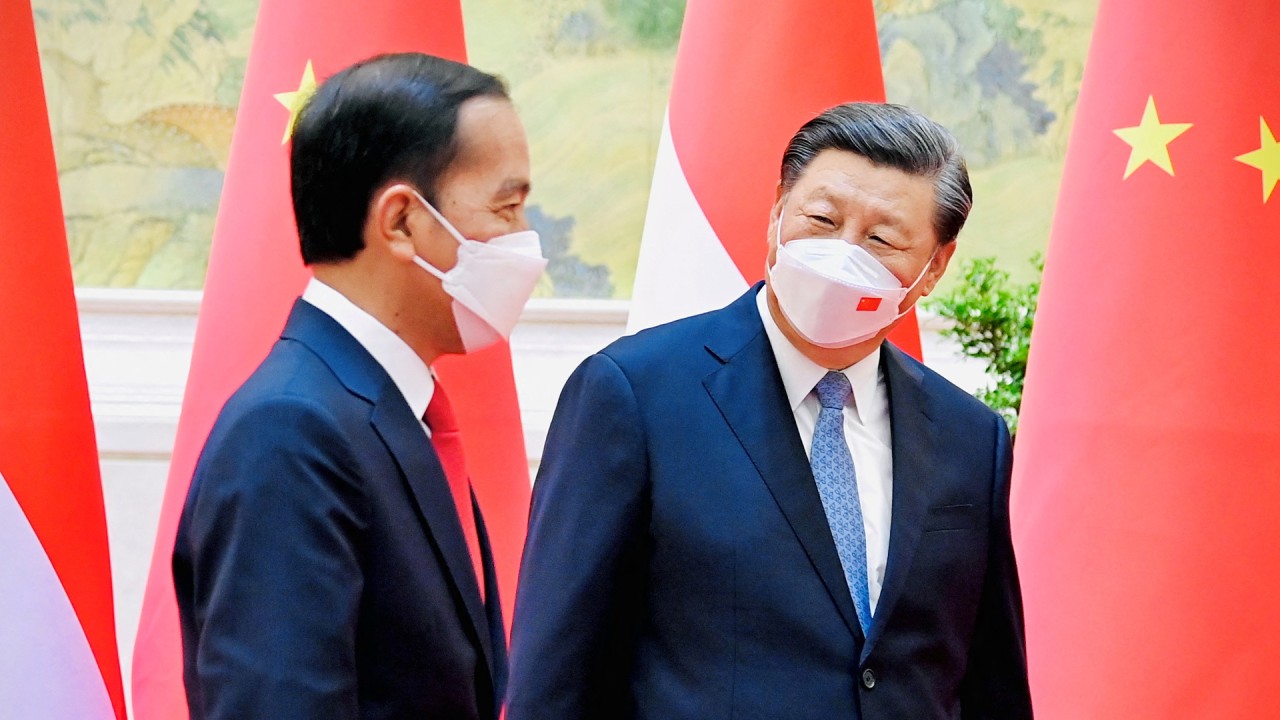 China, Indonesia vow stronger ties as President Joko Widodo tours East Asia 